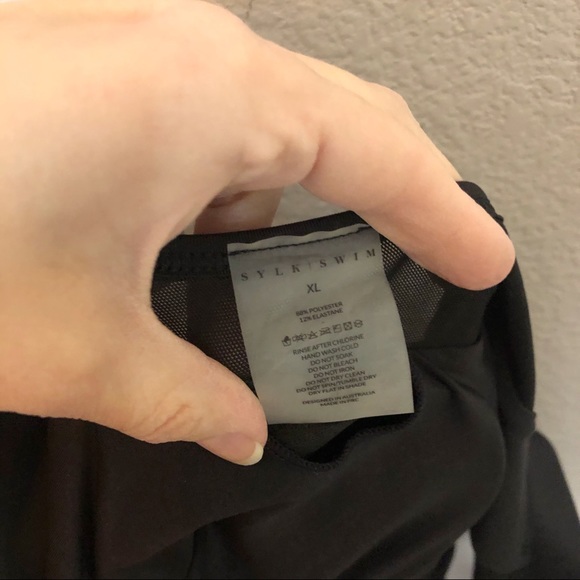 Sylk Swim Elite Bikini Top – Black Mesh Zip-Up | Size XL (Best for 34-36C) - Picture 5 of 6